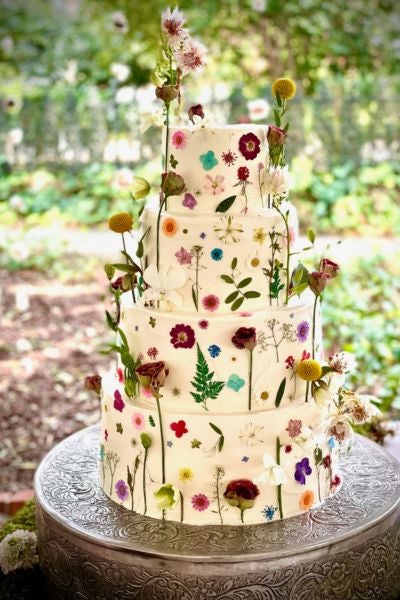 Order Rose Flower Sprinkle 3 Tier Wedding Cake 🎂 Online From CAKEY  BAKEY,raebareli